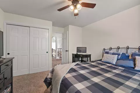 Bedroom - 2373 Calle Seca Ct, Redding, CA 96002 photo 7 of 8