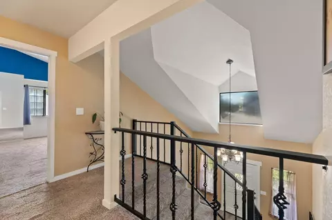 Entry Way - 2373 Calle Seca Ct, Redding, CA 96002 photo 4 of 4