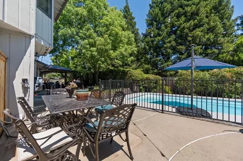 Exterior - 2373 Calle Seca Ct, Redding, CA 96002 photo 11 of 19
