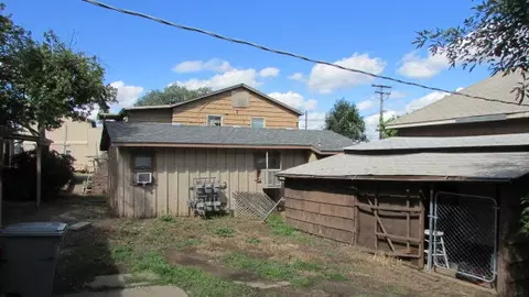 Exterior - 1933 Eureka Way, Redding, CA 96001 photo 11 of 16