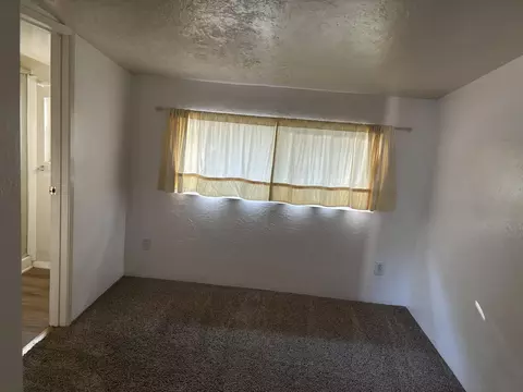 Bedroom - 1933 Eureka Way, Redding, CA 96001 photo 4 of 5