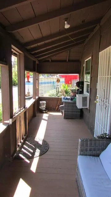 Exterior - 1933 Eureka Way, Redding, CA 96001 photo 15 of 16