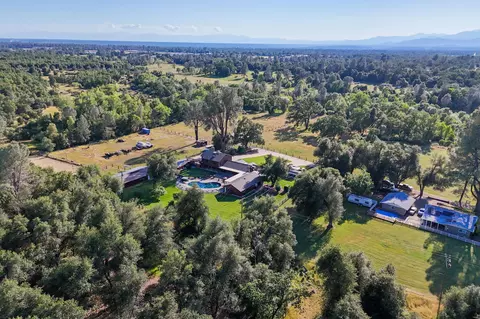 View/Area - 20831 Clough Creek Rd, Redding, CA 96002 photo 2 of 8