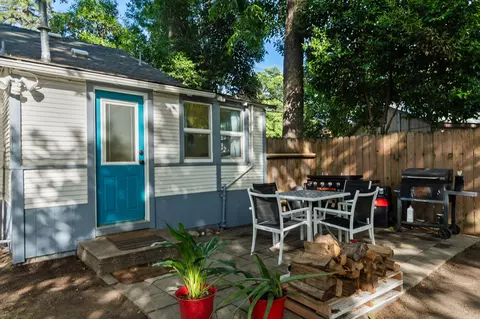 Exterior - 355 Jackson St, Red Bluff, CA 96080 photo 3 of 10
