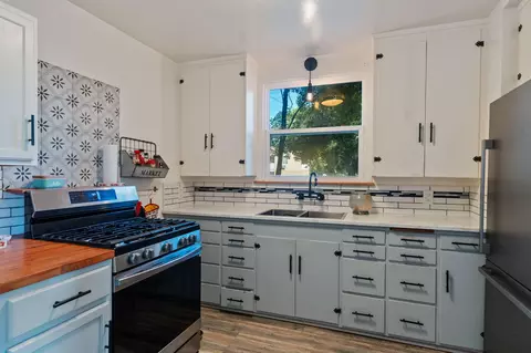 Kitchen - 355 Jackson St, Red Bluff, CA 96080 photo 1 of 1