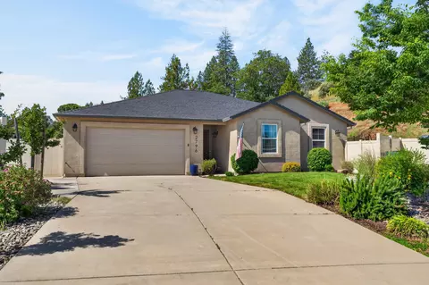 2796 Jorzack Way, Shasta Lake, CA 96019
