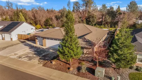 View/Area - 6323 Oxbow St, Redding, CA 96001 photo 3 of 6