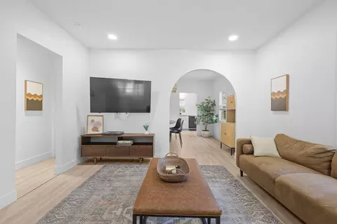 Living - 1545 Willis St, Redding, CA 96001 photo 3 of 3