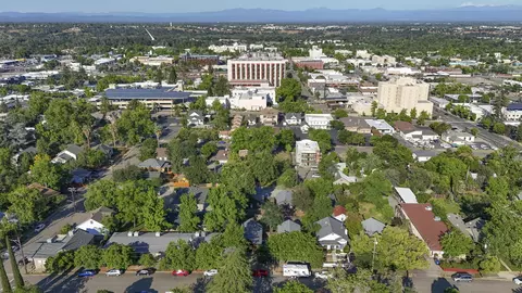 View/Area - 1545 Willis St, Redding, CA 96001 photo 3 of 8