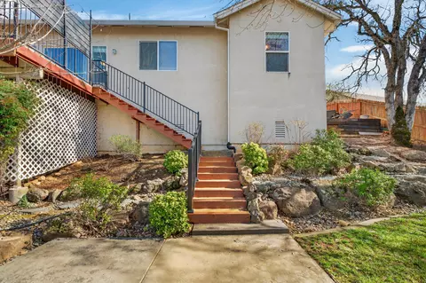 1050 Hillsdale Ct, Redding, CA 96003 photo 31