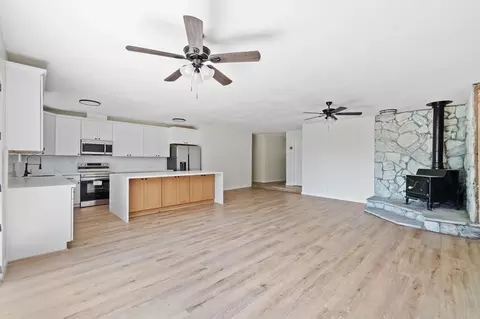 Living - 20221 Goleta Ct, Redding, CA 96002 photo 1 of 5