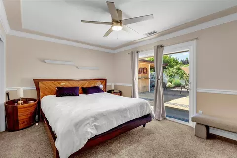 Bedroom - 2572 Dewberry Dr, Redding, CA 96003 photo 1 of 5