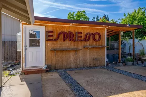 Exterior - 2572 Dewberry Dr, Redding, CA 96003 photo 7 of 13