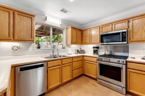 Kitchen - 2572 Dewberry Dr, Redding, CA 96003 photo 1 of 3