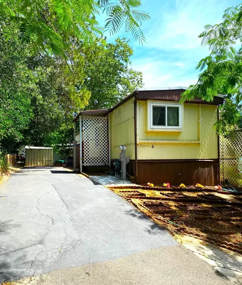 12125 Lake Blvd, Redding, CA 96003