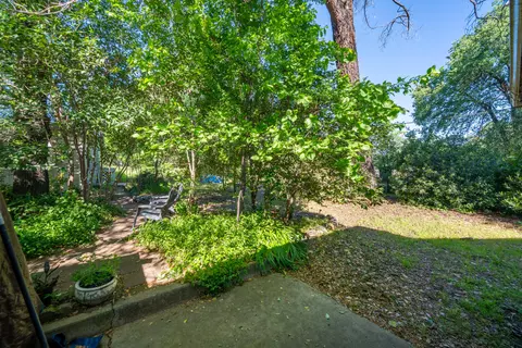 Exterior - 1568 Victor Ave, Redding, CA 96003 photo 19 of 22