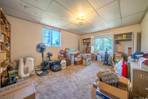 Bedroom - 1568 Victor Ave, Redding, CA 96003 photo 5 of 5