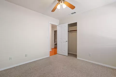 Bedroom - 1566 Lavender Way, Redding, CA 96003 photo 6 of 12