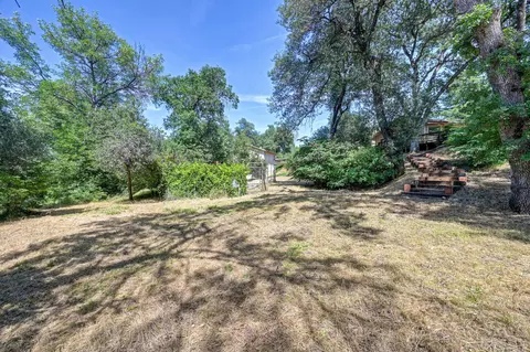 Exterior - 2540 Rosebud Ln, Redding, CA 96002 photo 19 of 19