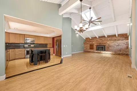 Living - 2540 Rosebud Ln, Redding, CA 96002 photo 1 of 7