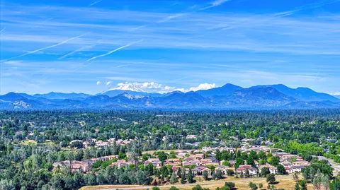 View/Area - 2540 Rosebud Ln, Redding, CA 96002 photo 6 of 6