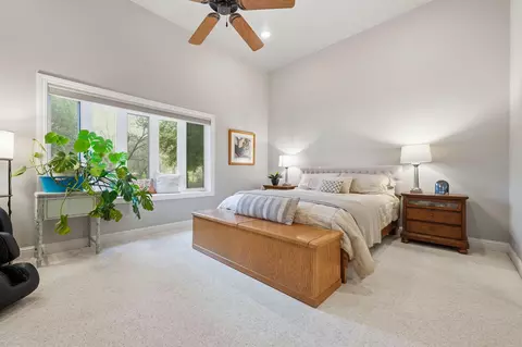 Bedroom - 13482 Tierra Heights Rd, Redding, CA 96003 photo 1 of 3