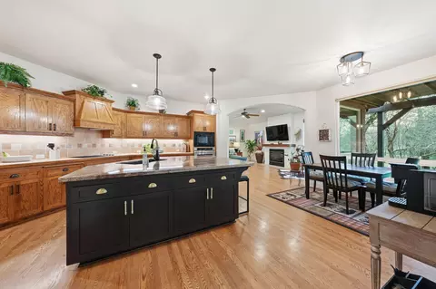 Kitchen - 13482 Tierra Heights Rd, Redding, CA 96003 photo 1 of 3