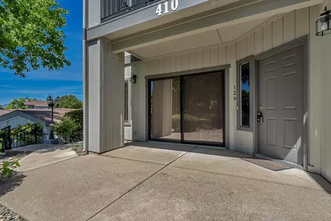 410 Ridgecrest Trl #129, Redding, CA 96003