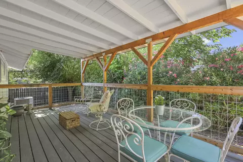 Exterior - 1666 Willis St, Redding, CA 96001 photo 6 of 10