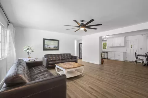 Living - 1666 Willis St, Redding, CA 96001 photo 2 of 2