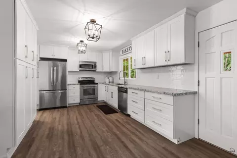Kitchen - 1666 Willis St, Redding, CA 96001 photo 1 of 2