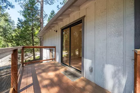 Exterior - 30759 Tinkerbell Ln, Shingletown, CA 96088 photo 7 of 18