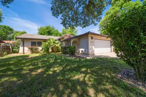 2636 Avola St, Redding, CA 96002