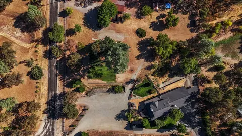View/Area - 21080 Joanna Way, Redding, CA 96003 photo 1 of 1