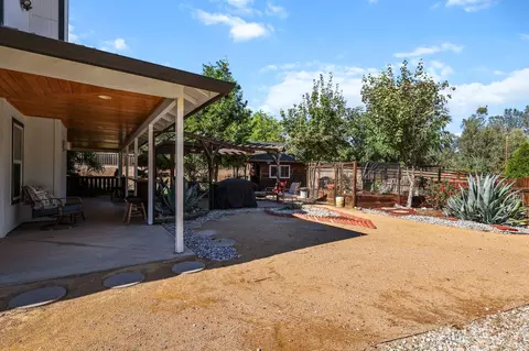 Exterior - 21080 Joanna Way, Redding, CA 96003 photo 18 of 31