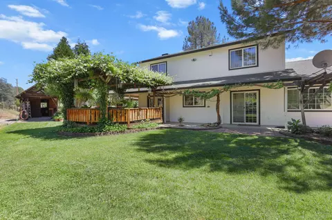 Exterior - 21080 Joanna Way, Redding, CA 96003 photo 9 of 31