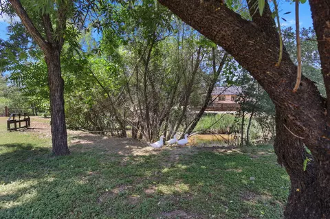 Exterior - 21080 Joanna Way, Redding, CA 96003 photo 27 of 31