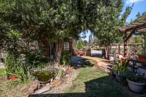 Exterior - 21080 Joanna Way, Redding, CA 96003 photo 12 of 31