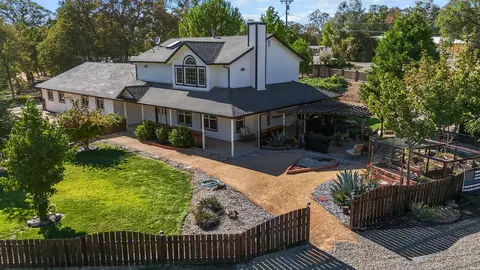 Exterior - 21080 Joanna Way, Redding, CA 96003 photo 2 of 31