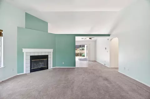 Living - 535 Vansicklen Way, Redding, CA 96003 photo 2 of 3