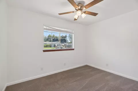 Bedroom - 1544 Morningsun Dr, Redding, CA 96002 photo 4 of 7