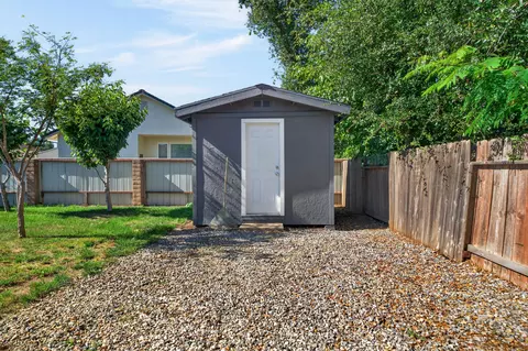 Exterior - 1544 Morningsun Dr, Redding, CA 96002 photo 8 of 8