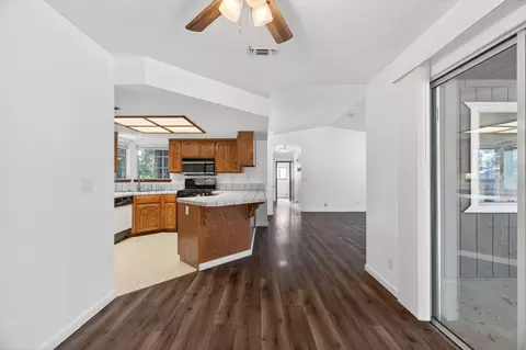 Entry Way - 1544 Morningsun Dr, Redding, CA 96002 photo 1 of 1