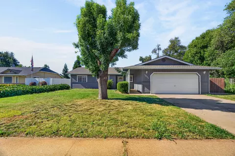 1544 Morningsun Dr, Redding, CA 96002