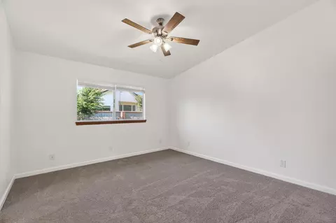 Bedroom - 1544 Morningsun Dr, Redding, CA 96002 photo 2 of 7