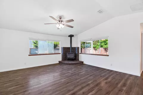 Living - 1544 Morningsun Dr, Redding, CA 96002 photo 1 of 4