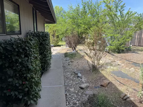 Exterior - 3856 Westgate Ave, Redding, CA 96001 photo 13 of 13
