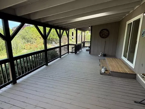 Exterior - 3856 Westgate Ave, Redding, CA 96001 photo 11 of 13