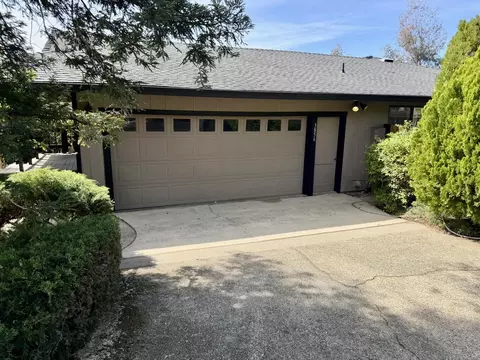 Exterior - 3856 Westgate Ave, Redding, CA 96001 photo 2 of 13