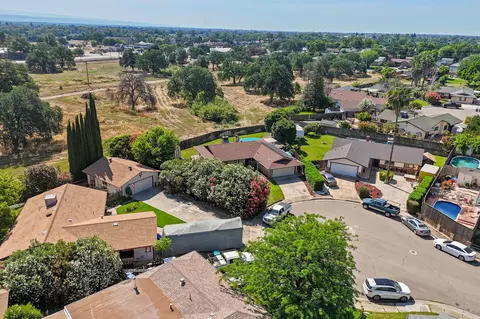 View/Area - 2560 Oriole Dr, Red Bluff, CA 96080 photo 6 of 11